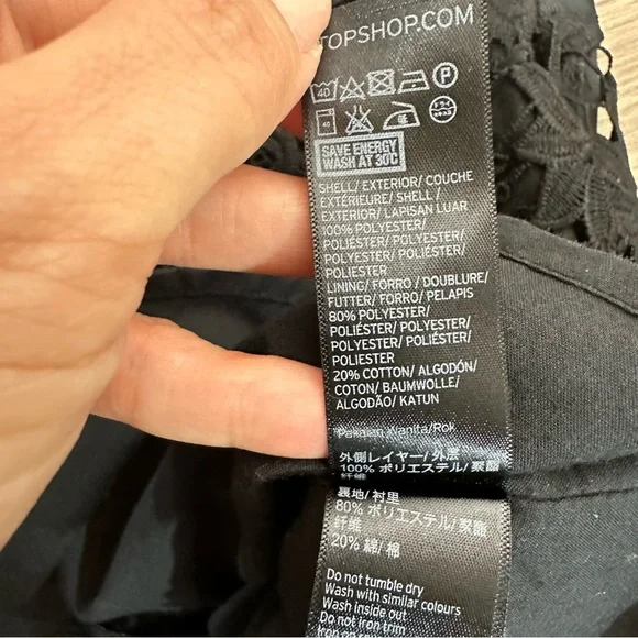 Topshop Petite Black Floral Crochet Lace Mini Skirt - Picture 5 of 7